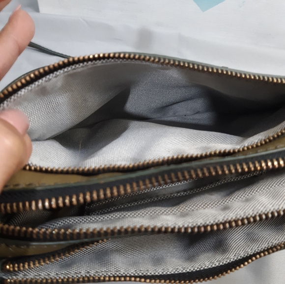 COPY - Fossil leather crossbody - Picture 12 of 16